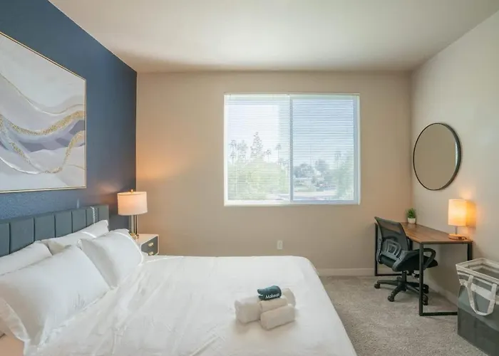 Posh 2bd - Gym, Pool, Parking, W-d - Sleeps 8 Apartamento Tempe