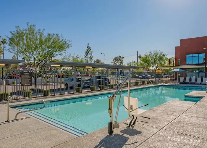 Posh 2bd - Gym, Pool, Parking, W-d - Sleeps 8 Apartamento Tempe