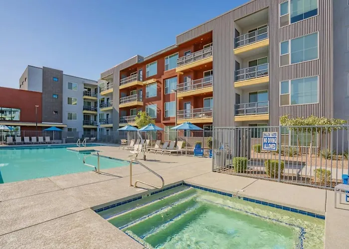 Posh 2bd - Gym, Pool, Parking, W-d - Sleeps 8 Apartamento Tempe