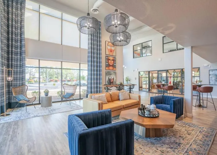 Posh 2bd - Gym, Pool, Parking, W-d - Sleeps 8 * Tempe