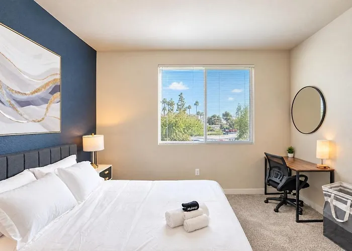 Apartamento Posh 2bd - Gym, Pool, Parking, W-d - Sleeps 8 Tempe