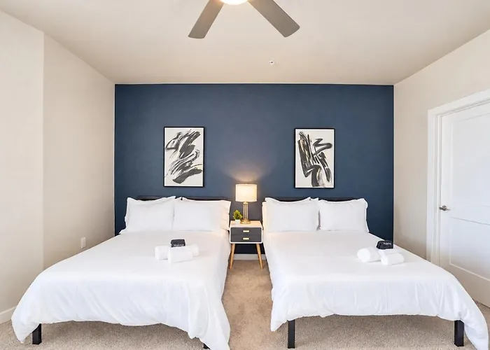 Apartamento Posh 2bd - Gym, Pool, Parking, W-d - Sleeps 8 *